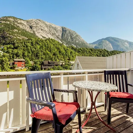 Vik Hotel *