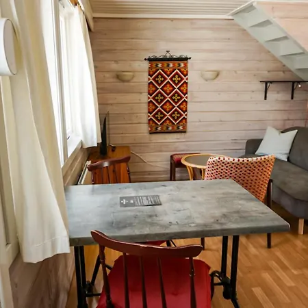 Vik Hotel *