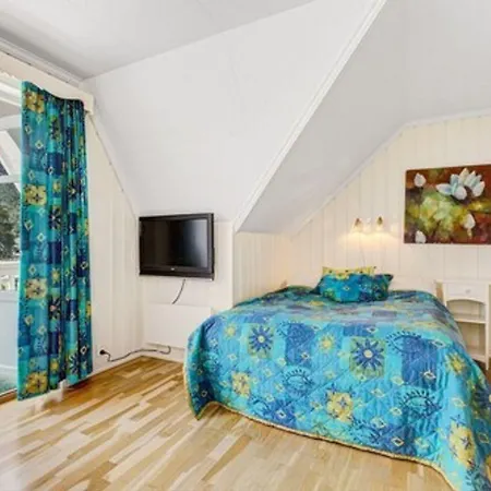 Hotel Vik 3*