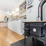 Vik Hotel 3*